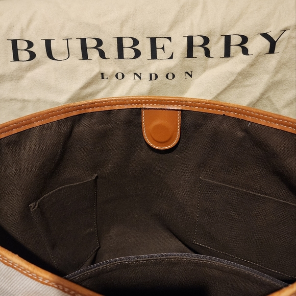 Burberry Canvas Tote with leather trim - Cream w/ brown leather trim - Picture 9 of 14